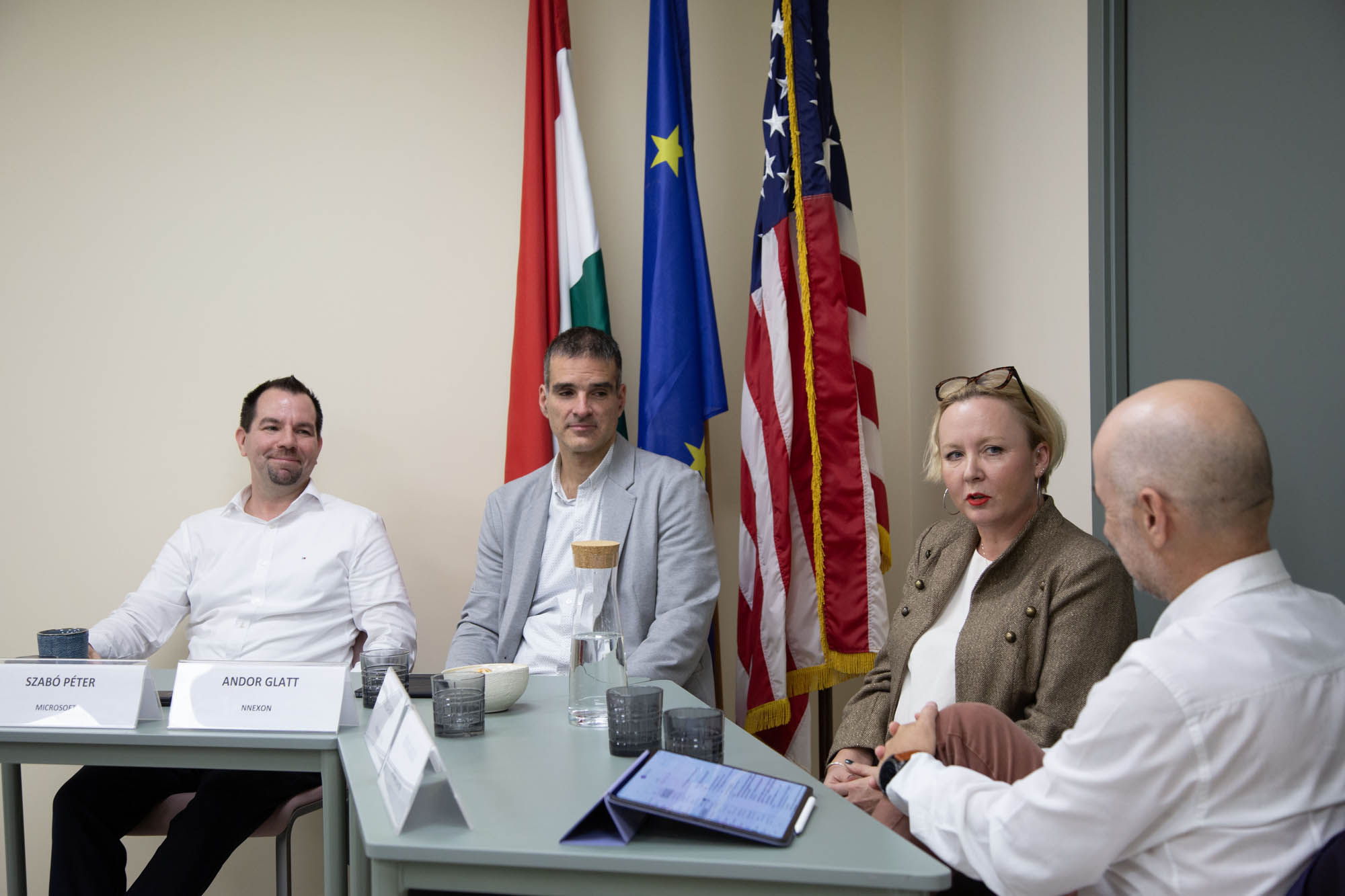 HR_Committee_meeting