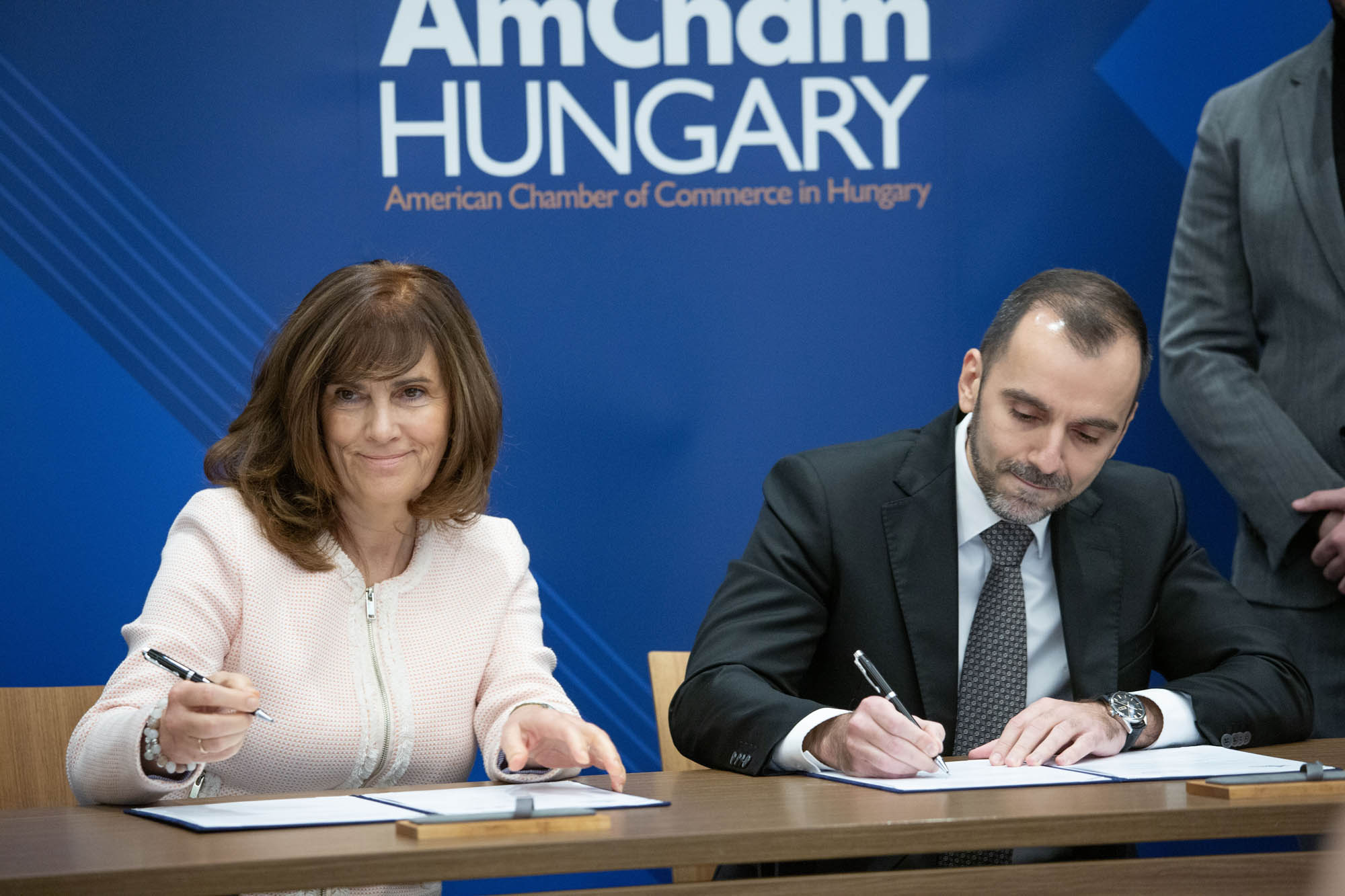 AmCham_HIPA_Cooperation_Agreement_Renewal